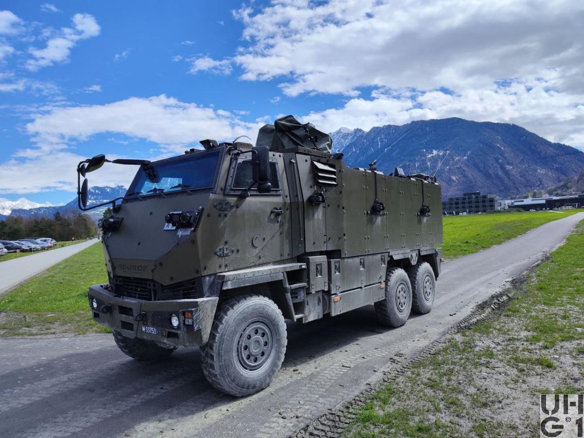 Zugmaul mit Bolzen LKW H6 H3A P2M P3 NVA Schleppmaul Militär 