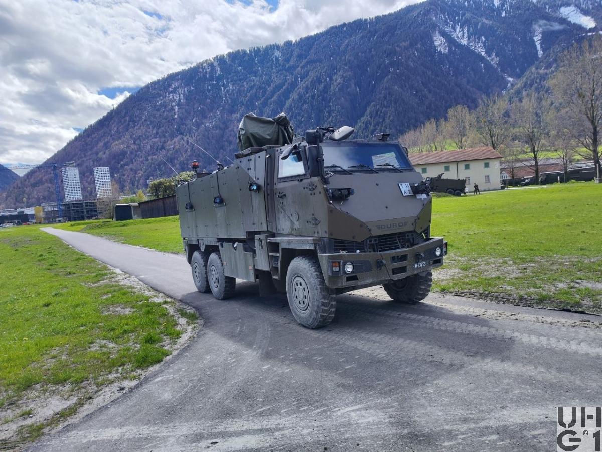 Zugmaul mit Bolzen LKW H6 H3A P2M P3 NVA Schleppmaul Militär 