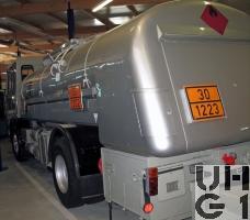 FBW 70V-E5A F 520, Tankw Trst 9'100 l sch 4x2, Strassenzisterne 84
