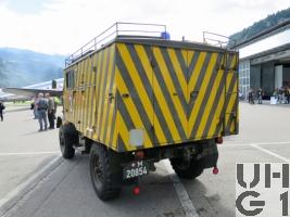  Unimog S 404.113, Löschwagen 62 Pulver 500 kg sch gl 4x4