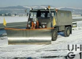 Steyr Puch Pinzgauer 710 M, Lieferw 1,0 t gl 4x4 für Schneepflug, Bild Armasuisse