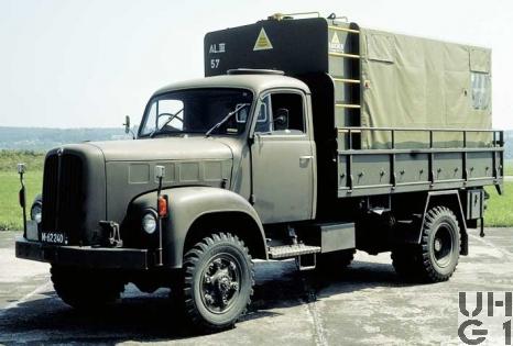 Saurer 2 DM, Lastw 4,9 t gl 4x4 mit Heli-Container