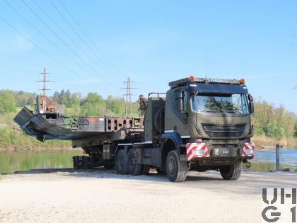  Brückenmodul zu Schwimmbrücke 95 mit IVECO