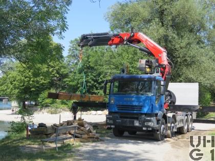 Iveco Trakker AD-N 410 T50/P, Lastw für WA Ladekr Verw 8,4 t 8x4 für Hebu, Foto M. Hofmann