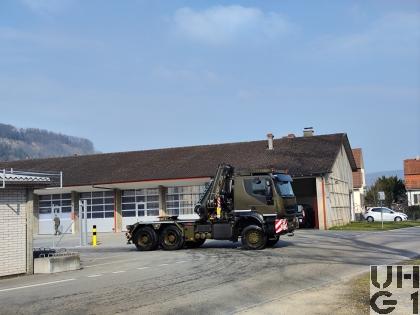 Iveco Trakker AT380T50WT/P Sattelschlepper schwer 16, 6x6 gl mit Kran