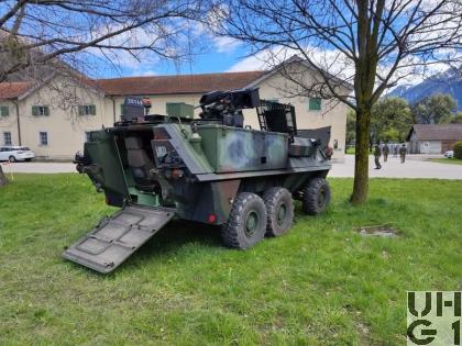 Mowag Piranha II, Kdo Pz 6x6 gl 