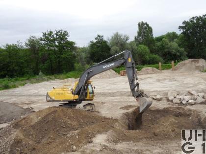 Volvo EC210