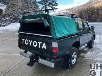Toyota Hilux 4WD D-4D, Lieferw 0,7t/5Pl mit Anhvor, Bild Armasuisse