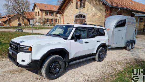 Toyota Land Cruiser LC J25, Personenwagen Sta 5 Pl 4x4 Gl